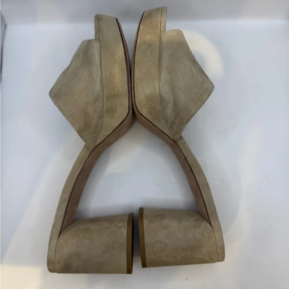 Veronica Beard Women’s‎ Size 12 Dali Block Heel Sandal Beige Suede